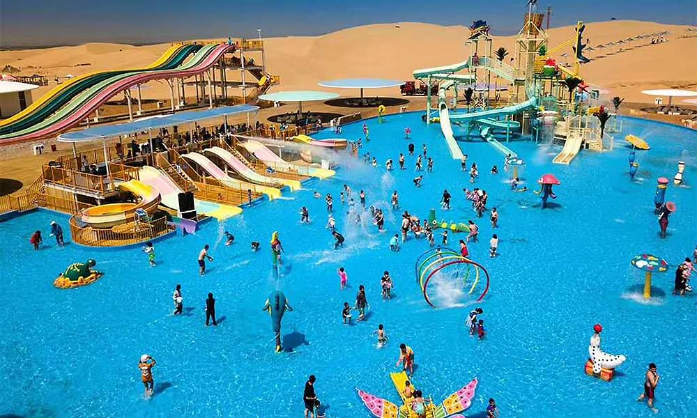 内蒙古响沙湾水上乐园戏水池 内蒙古响沙湾水上乐园戏水池